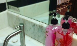 Room amenity - A House (Bangkok)