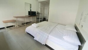 Superior Double Room | Rollaway beds, free WiFi - A House (Bangkok)