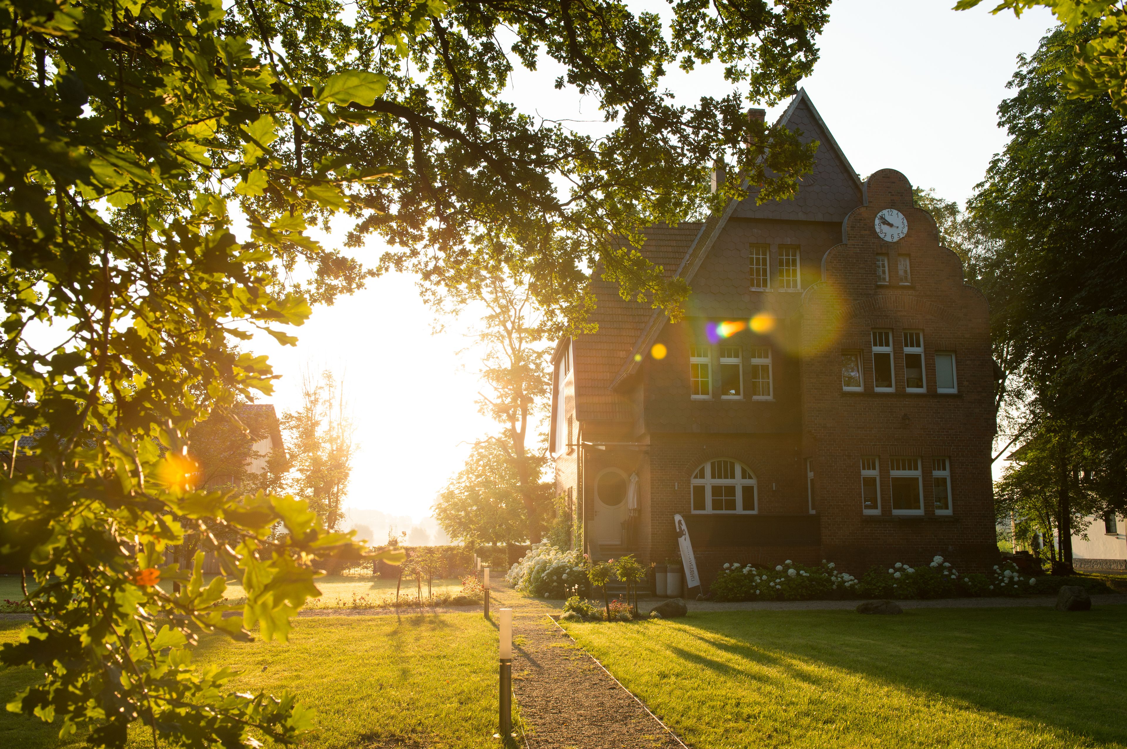 Mặt tiền nơi lưu trú