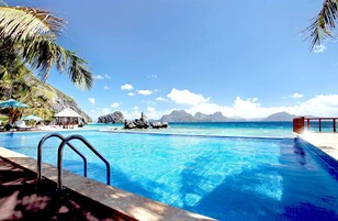 2 piscinas al aire libre