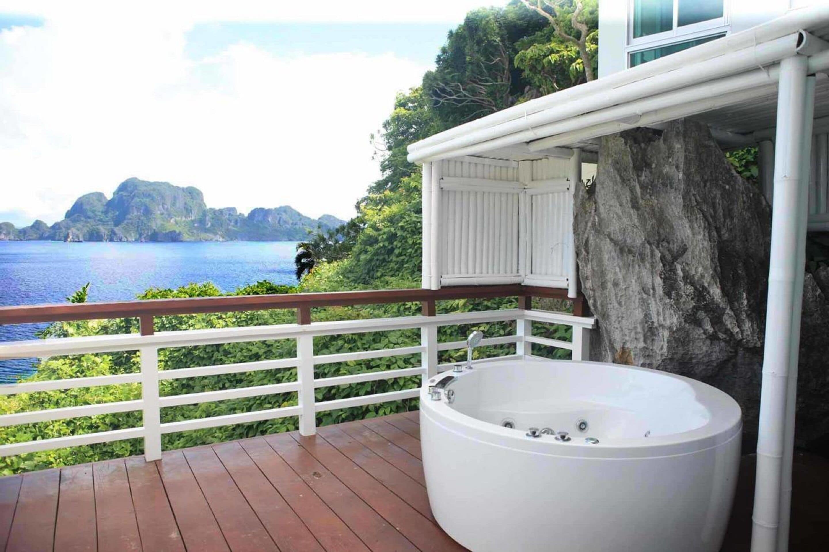 Villa Familiale, vue mer (Mountain Villa) | Baignoire relaxante profonde