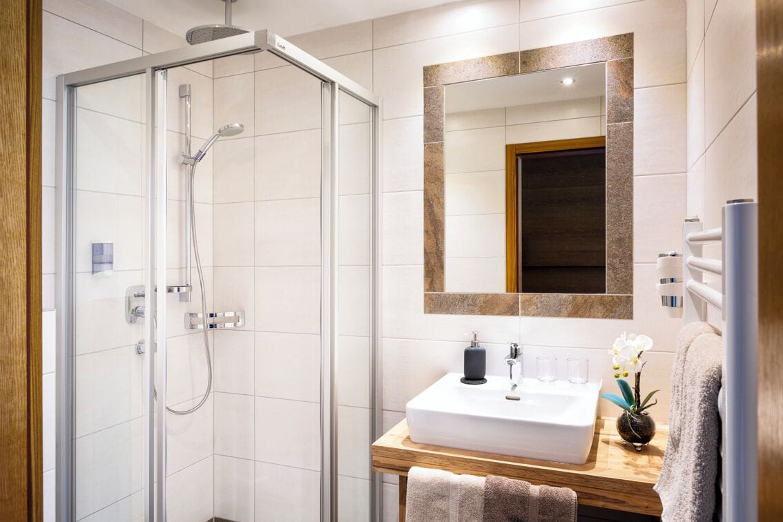 Free toiletries, towels