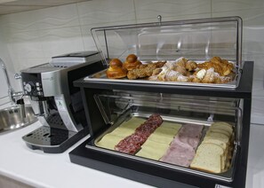 Frokostbuffé er inkludert hver dag