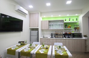 매일 뷔페 무료 아침 식사 포함