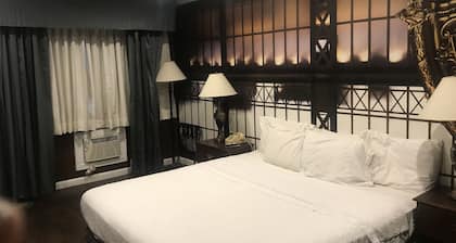 Hamilton Inn