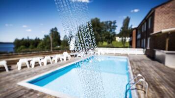 Outdoor pool, pool loungers