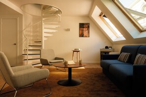 Suite | Premium bedding, minibar, in-room safe, desk