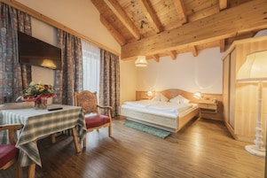 Ropa de cama hipoalergénica, wifi gratis y ropa de cama