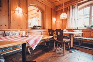 Se sirven desayunos y cenas, cocina regional