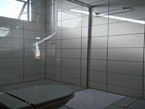 Familienzimmer | Badezimmer