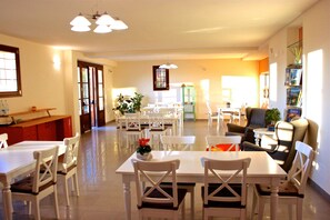 Free daily buffet breakfast  - Agriturismo Deviscio (Lecco)