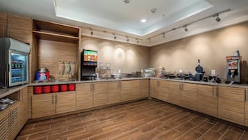 Free daily buffet breakfast
