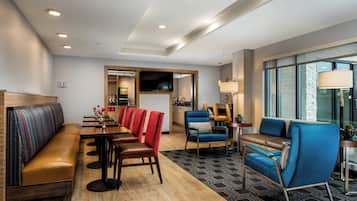 Petit déjeuner buffet compris tous les jours