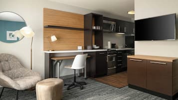 Suite, 1 Bedroom | Private kitchen | Microwave, stovetop, dishwasher, coffee/tea maker