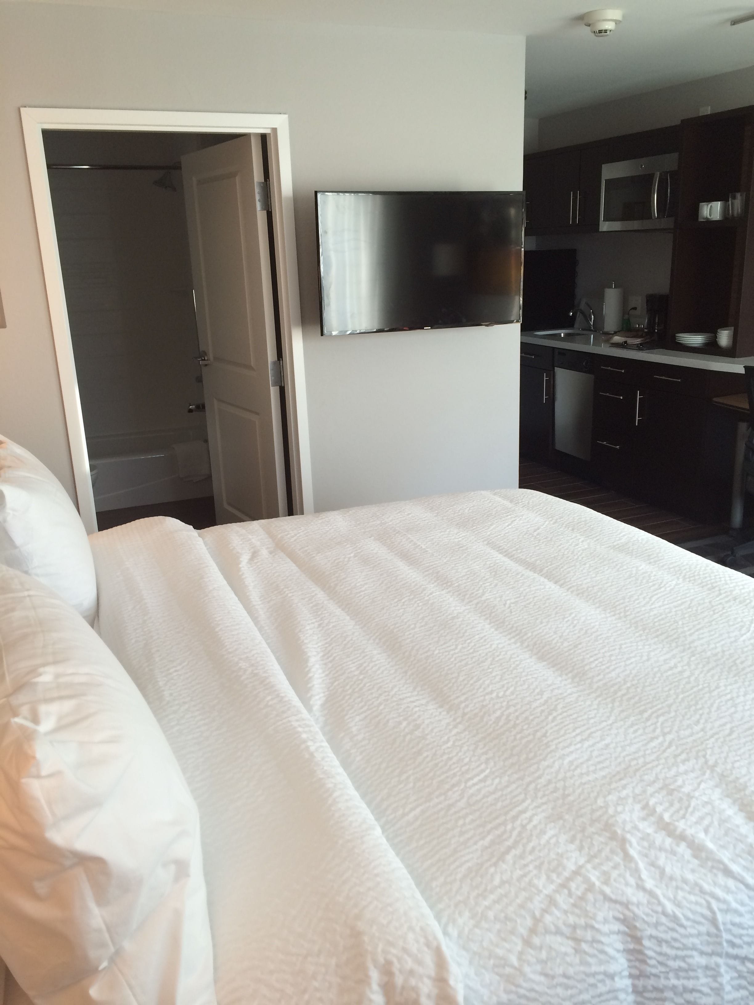 in-room safe, desk, laptop workspace, iron/ironing board