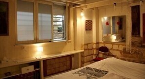 Double or Twin Room | Free WiFi