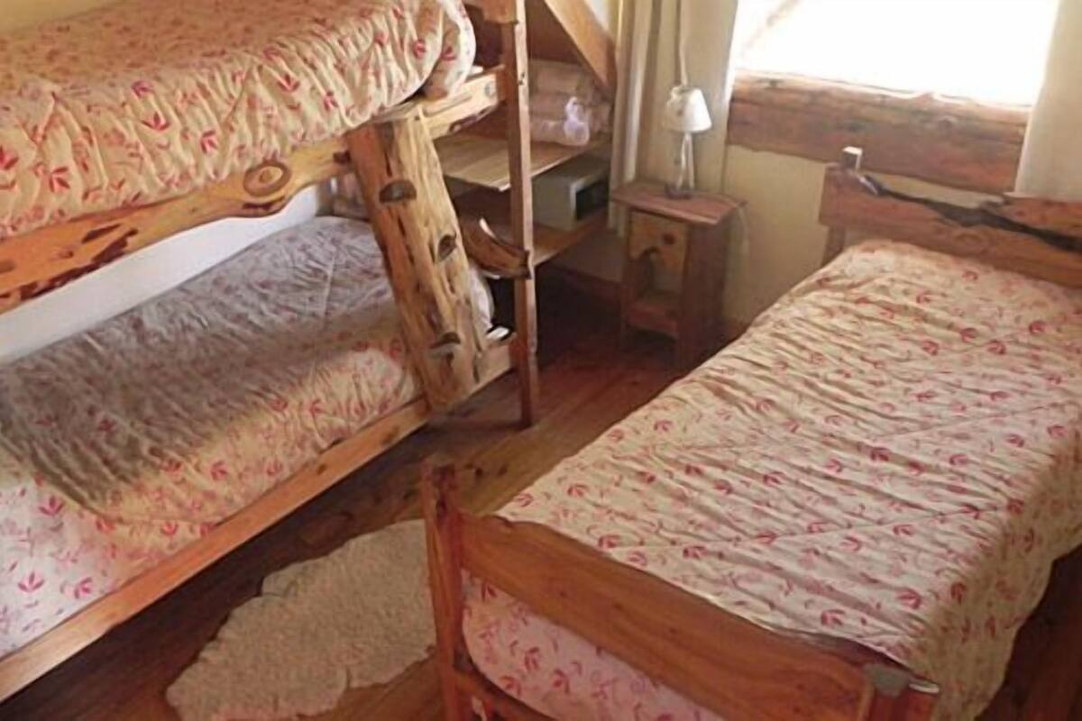 Bungalow (Radal) | In-room safe, free cots/infant beds, free rollaway beds, free WiFi