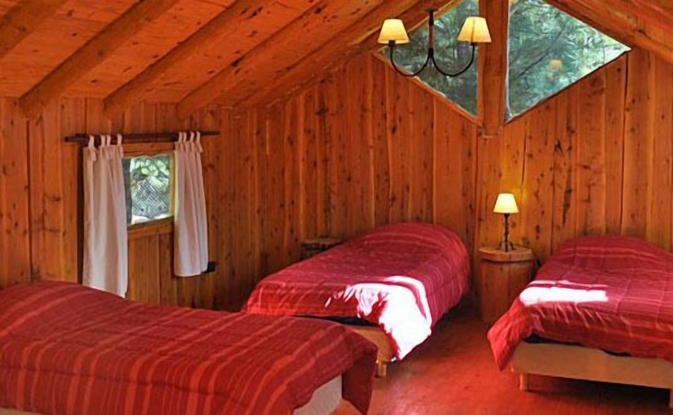 Bungalow (Rosa Mosqueta) | In-room safe, free cribs/infant beds, free rollaway beds, free WiFi