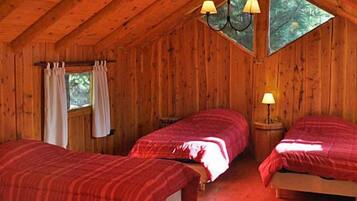 Bungalow (Rosa Mosqueta) | In-room safe, free cribs/infant beds, free rollaway beds, free WiFi