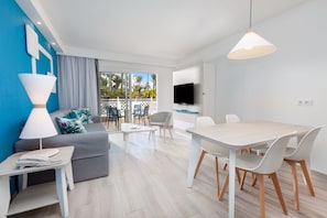 Een flatscreentelevisie