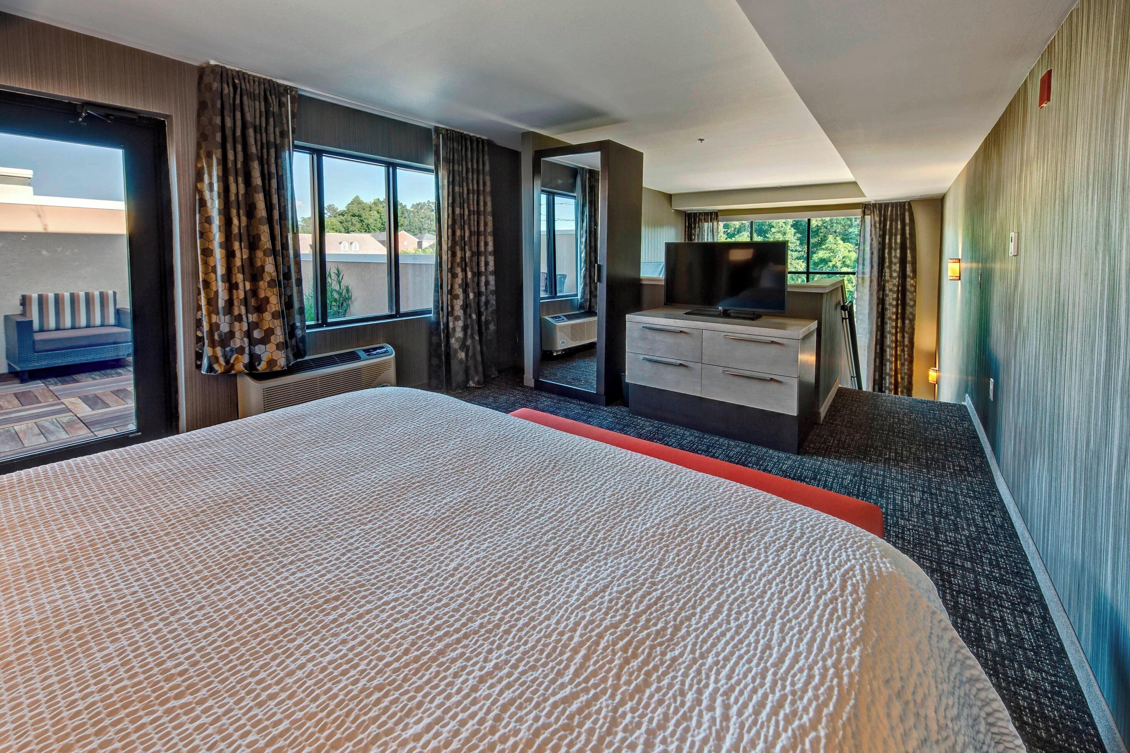 loft, 1 king bed with sofa bed | hypo-allergenic bedding, desk, laptop workspace, blackout curtains