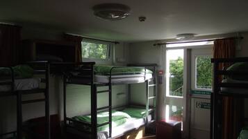 Free WiFi, bed sheets