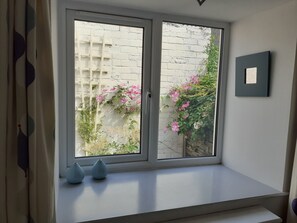 标准村舍, 2 间卧室 | 客房景观