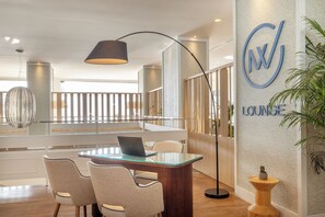 Executive-lounge