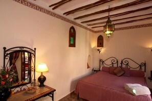 Minibar, in-room safe, free cots/infant beds, free WiFi - Dar Catalina (Marrakech)