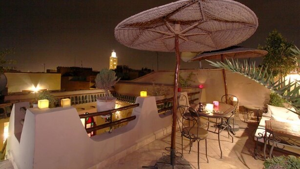 شرفة/رواق