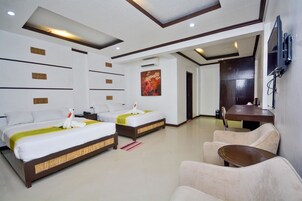 Minibar, caja de seguridad en la habitación, escritorio y wifi gratis 