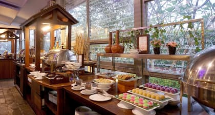 Forbis Hotel