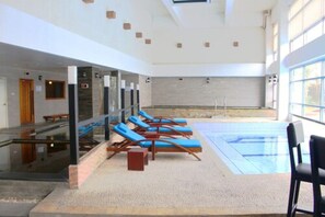 Outdoor pool - Forbis Hotel (Serang)