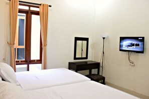 4 bedrooms - De Nuansa II Dago Syariah by HouseinBandung (Bandung)