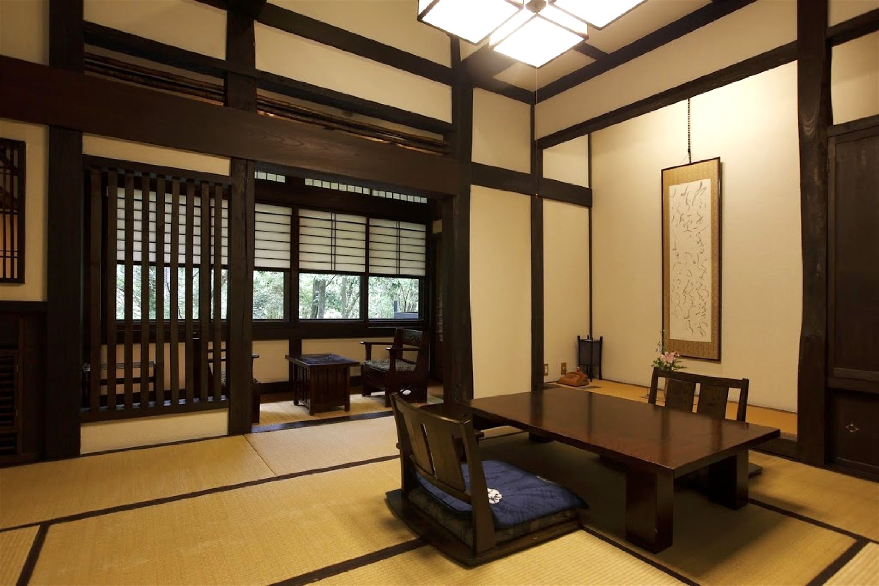 Japanese Style Room (10 Tatami, 16㎡) | In-room dining