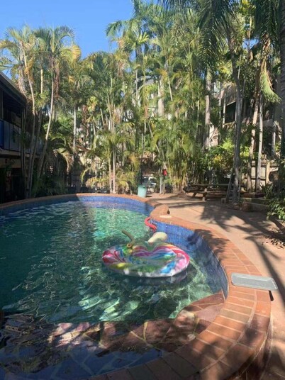 Frogshollow Backpackers