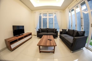 Living area - De Orion Setiabudi Villa (Bandung)