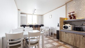 Daily buffet breakfast for a fee - NS Hotel (Changwon)