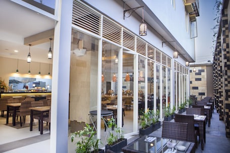 Restaurant. LAMORA Sagan Yogyakarta