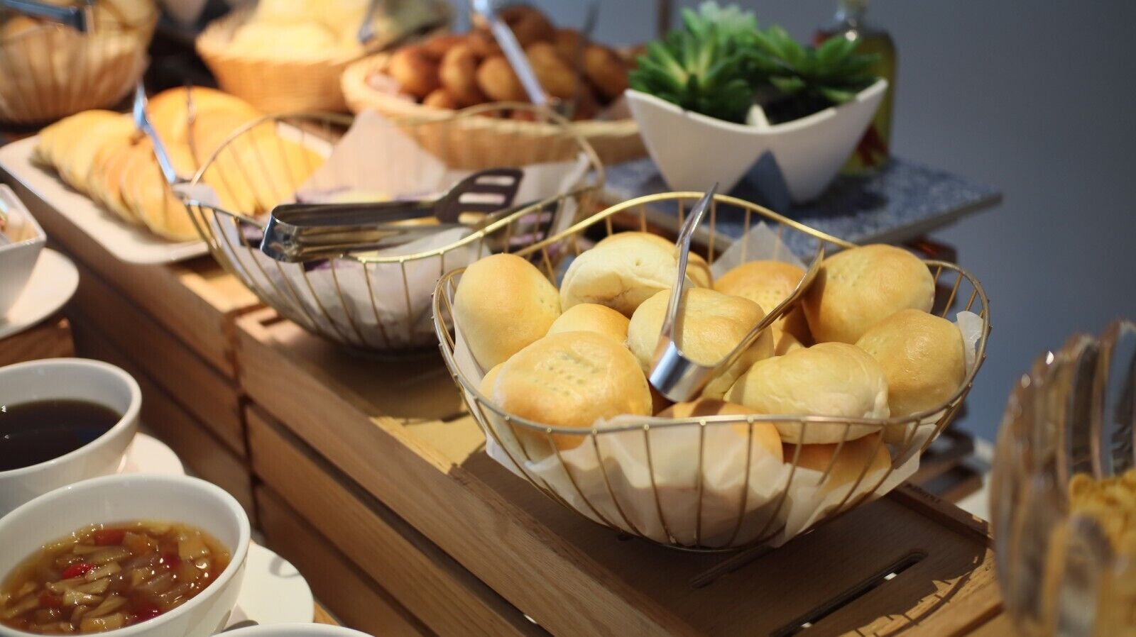 Komplett frukost varje dag (PHP 1200 per person)