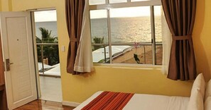 Superior Room, Non Smoking, Partial Ocean View | Hypo-allergenic bedding, minibar, in-room safe, desk