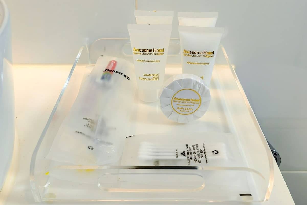 shower, free toiletries, hair dryer, bidet