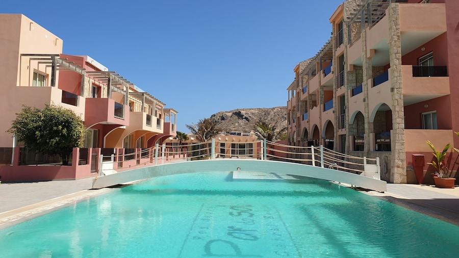 Aparthotel Por do Sol