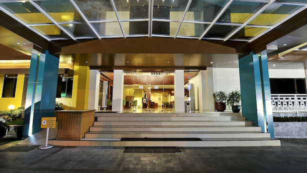 Terrace/patio - Hotel Grasia Semarang (Semarang)