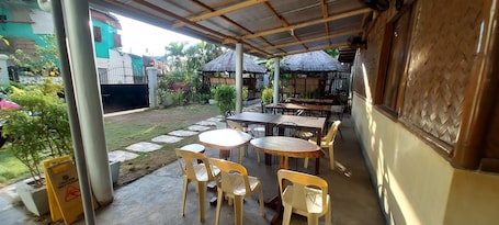 Daily English breakfast (PHP 220 per person)