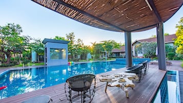 Outdoor pool, pool umbrellas