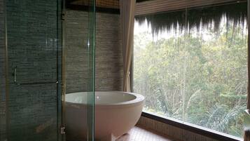 Articles de toilette (gratuits), serviettes fournies