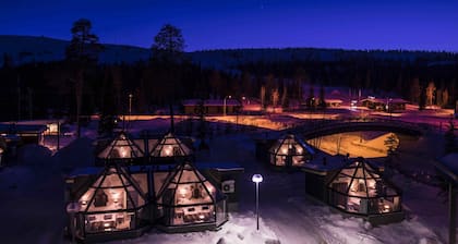 Santa's Hotel Aurora & Igloos