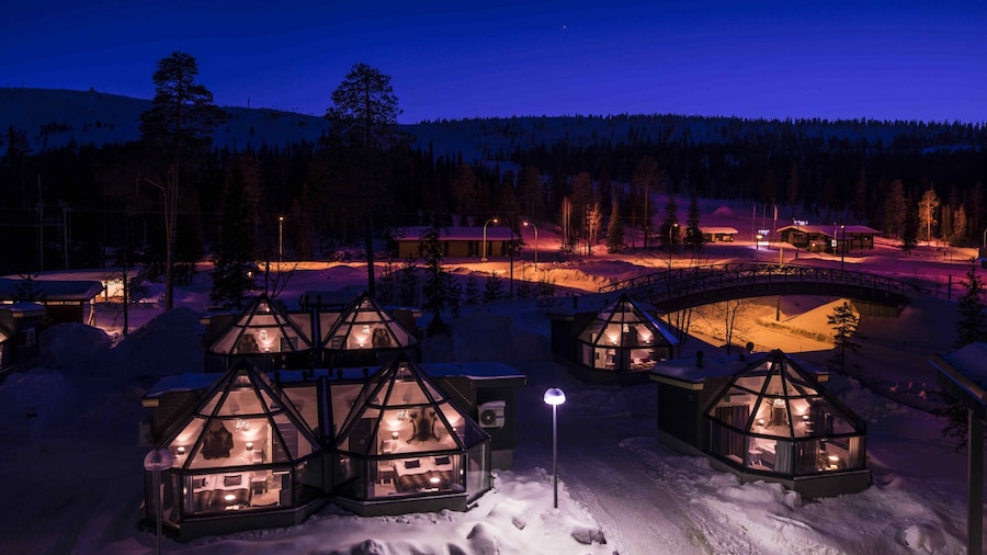 Santa's Hotel Aurora & Igloos