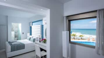 Deluxe Double Front Sea View | Premium bedding, desk, blackout drapes, soundproofing